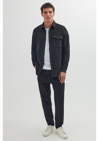 Erkek Slim Fit Tek Cep Kapaklı Düz Oduncu Spor Siyah Gömlek fırsatları