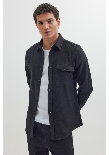 Erkek Slim Fit Tek Cep Kapaklı Düz Oduncu Spor Siyah Gömlek indirimleri
