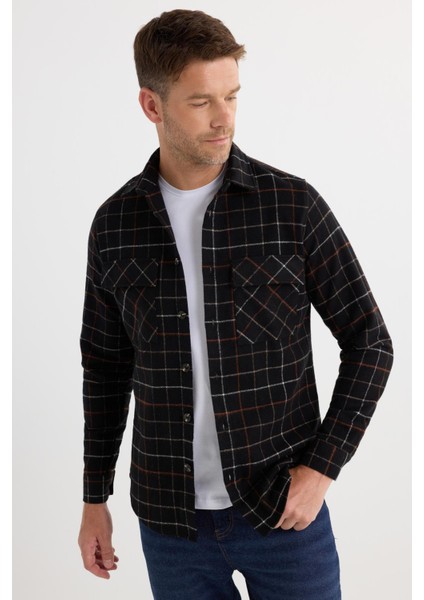 Erkek Slim Fit Dar Kesim Spor Yaka Çift Cep Kapaklı Kareli Gömlek indirimleri