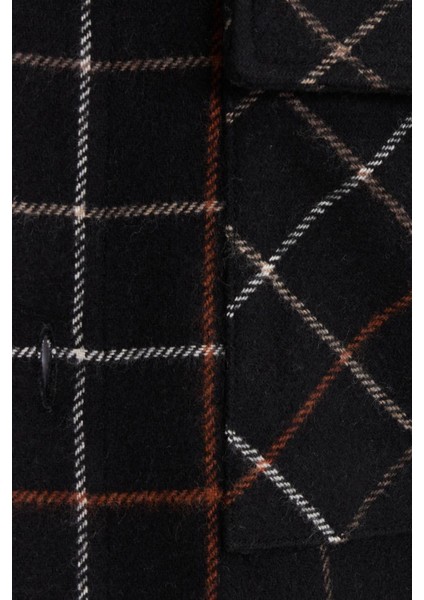 Erkek Slim Fit Dar Kesim Spor Yaka Çift Cep Kapaklı Kareli Gömlek