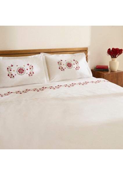 Layali Nakışlı Çift Kişilik Nevresim Takımı Beyaz fırsatları
