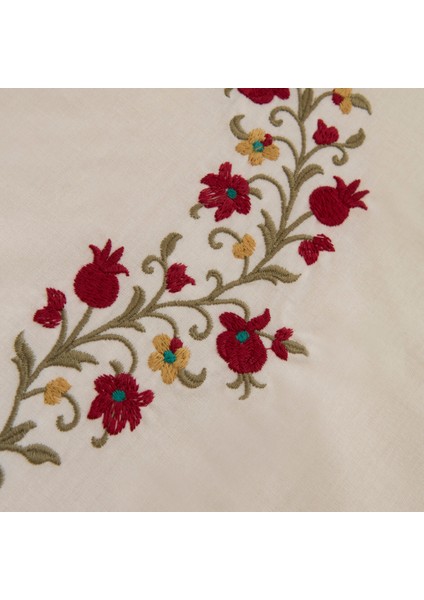 Layali Nakışlı Çift Kişilik Nevresim Takımı Beyaz indirimleri