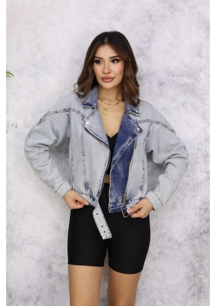 Kadın Açık Mavi Kemer Detaylı Jean Ceket M4484 Kar Yıkama fırsatları