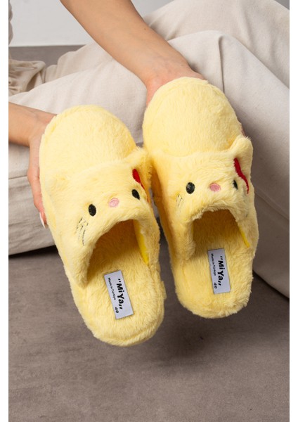 Kadın Ev Terliği Ayıcık Figürlü Peluş Ev Terliği Ses Yapmaz Taban Sıcak Şık Tasarım