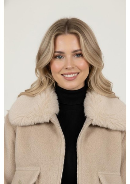 Kadın Kürk Yaka Detaylı Kısa Fox Mont M4870 Camel modelleri