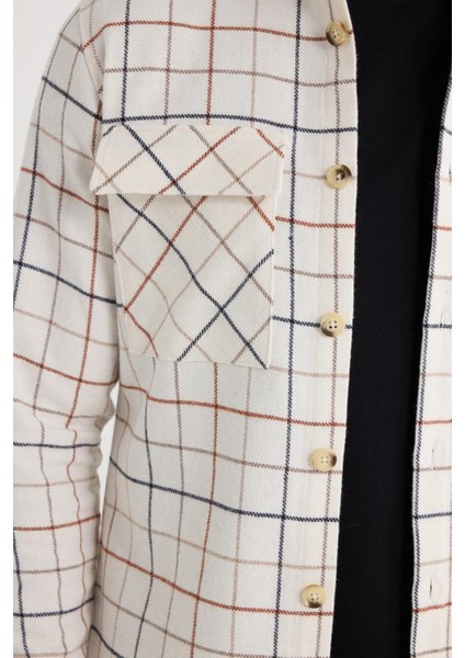 Erkek Slim Fit Dar Kesim Spor Yaka Çift Cep Kapaklı Kareli Gömlek modelleri