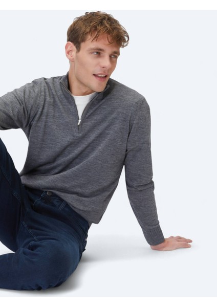 Gri Bato Yaka Jakarlı Yün Karışımlı Triko Kazak
