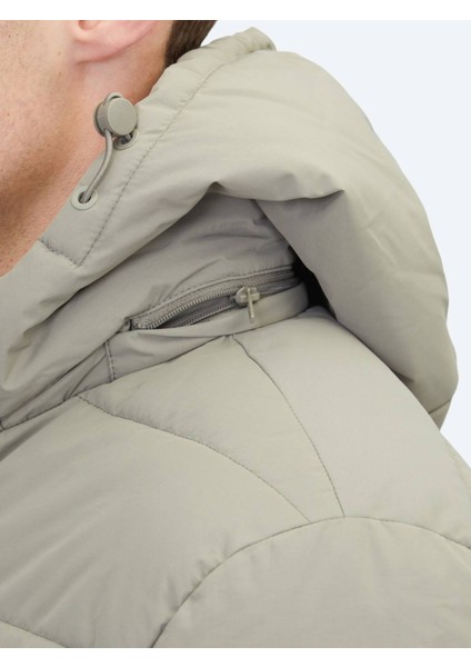 Haki Regular Fit Kapüşonlu Casual Dokuma Mont fırsatları