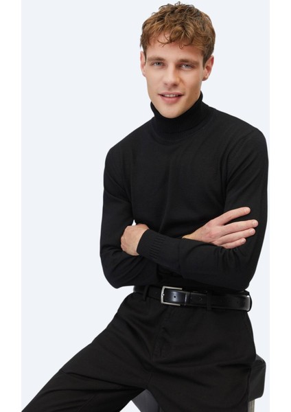 Siyah Tam Balıkçı Yaka Jakarlı Yün Karışımlı Triko Kazak