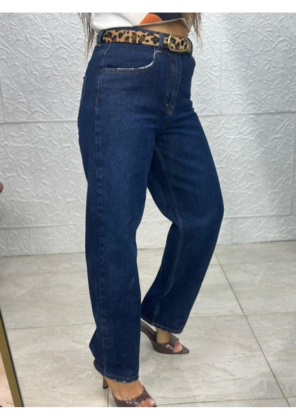 Koyu Mavi Paça Yırtmaçlı Jean Pantolon fiyatları