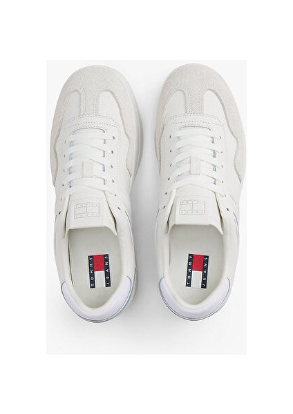 Kadın Beyaz Sneaker modelleri