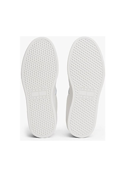 Kadın Beyaz Sneaker indirimleri