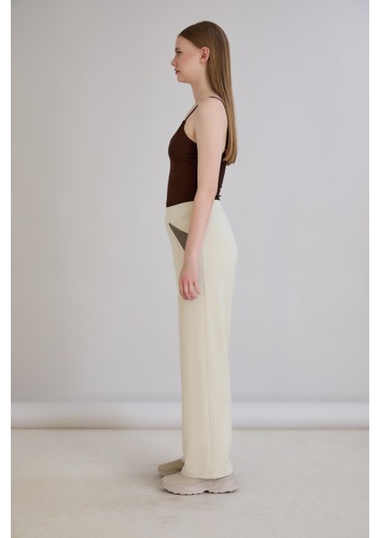 Cepleri Deri Garnili Eşofmanaltı fırsatları