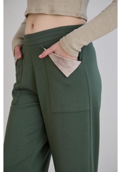 Cepleri Deri Garnili Eşofmanaltı indirimleri