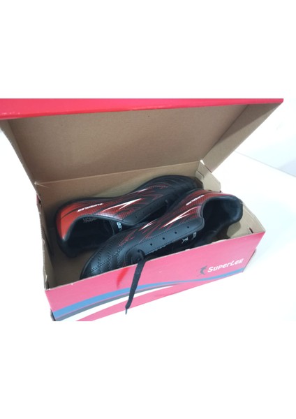 43 Numara Siyah Kırmızı Beyaz Krampon