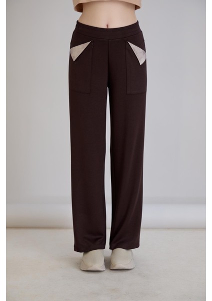 Cepleri Deri Garnili Eşofmanaltı indirimleri