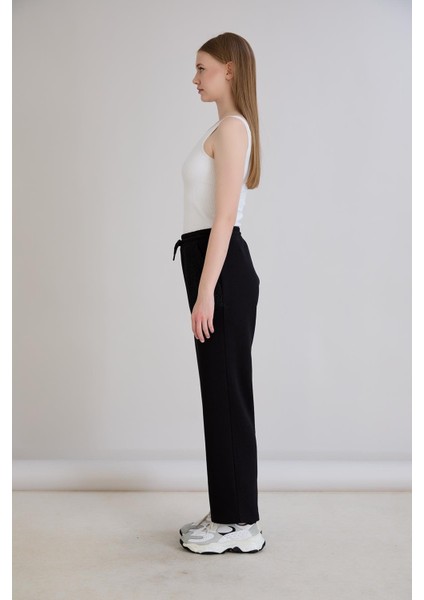 Kadın Beli Lastikli Regular Kalıp Triko Garnilli Üç Iplik Siyah Eşofman Altı indirimleri