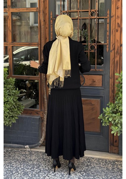 Düğmeli Etekli Takım MB24.700 Siyah fırsatları