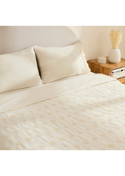 Lacera Brodeli Çift Kişilik Nevresim Takımı Ekru fırsatları