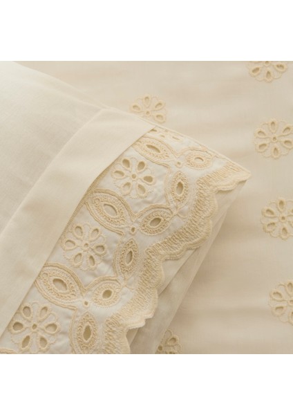 Lacera Brodeli Çift Kişilik Nevresim Takımı Ekru