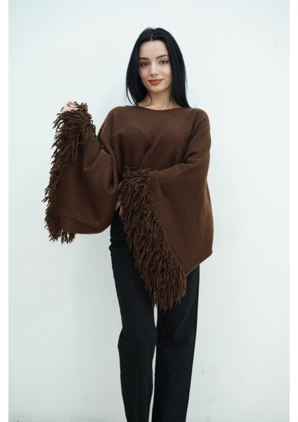 Püsküllü Triko Kazak