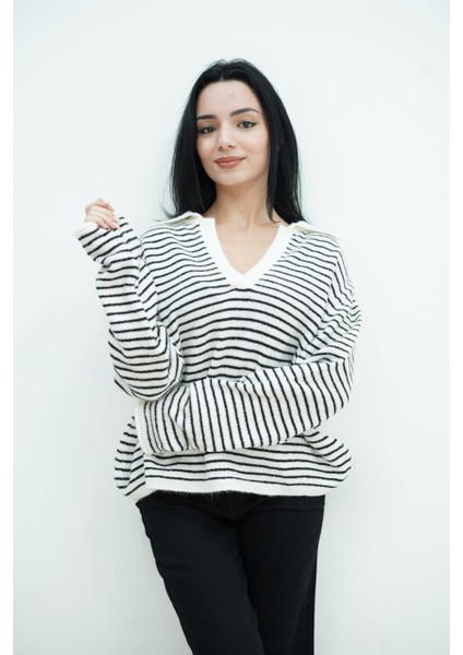 Çizgili Polo Yaka Kazak