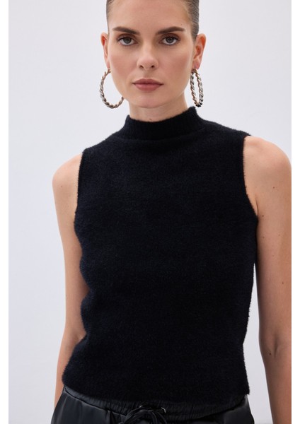 Sıfır Kol Sakallı Triko Bluz - Siyah
