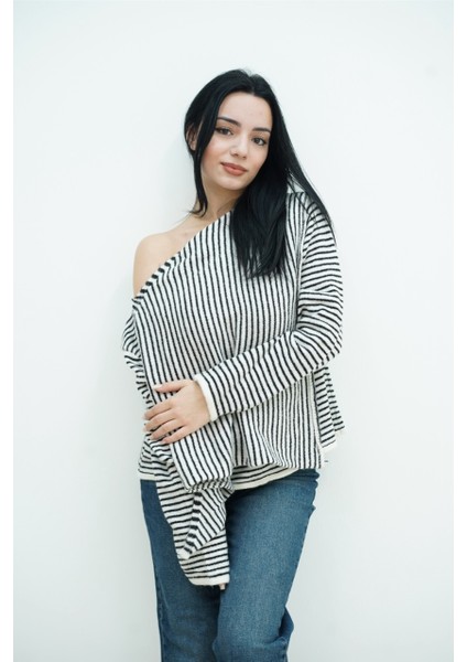 Çizgili Fular Detaylı Kazak fiyatları