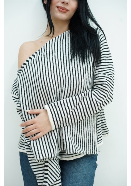 Çizgili Fular Detaylı Kazak modelleri