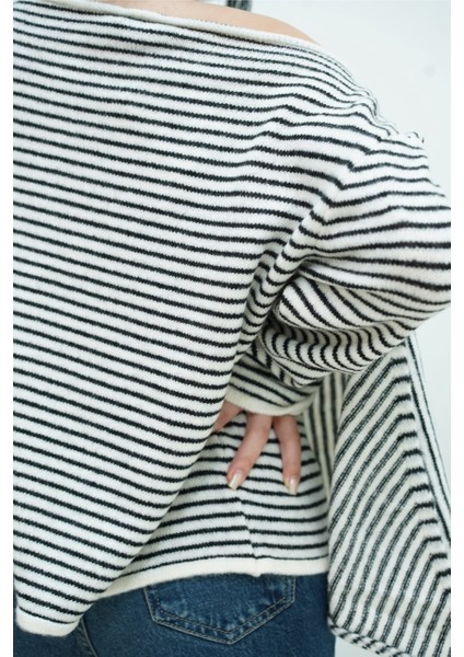 Çizgili Fular Detaylı Kazak indirimleri