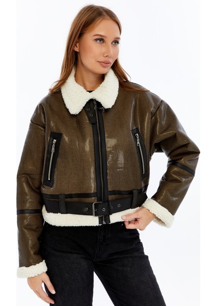 Kadın Kürklü Tokalı Yesil Kısa Crop Mont modelleri