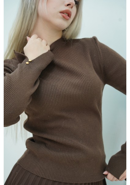 Yarım Balıkçı Kolu Yırtmaç ve Düğme Detay Kazak fiyatları