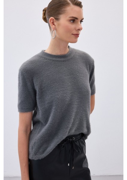 Sakallı Kısa Kol Triko - Antrasit fiyatları