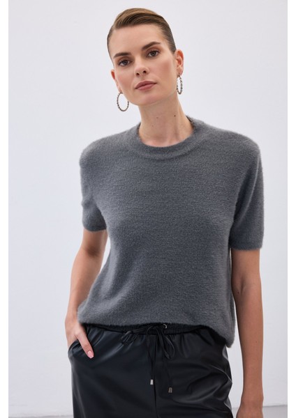 Sakallı Kısa Kol Triko - Antrasit indirimleri