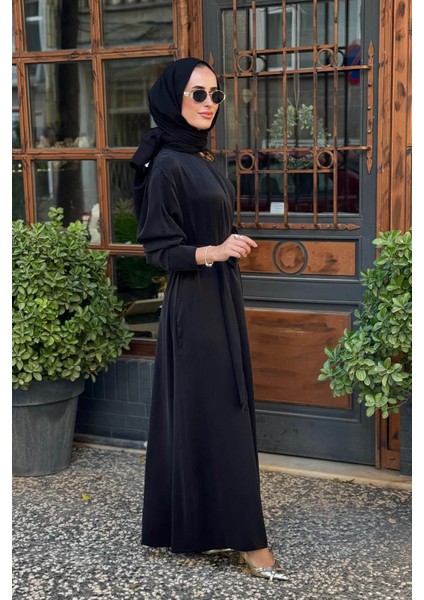 Yaka Aksesuarlı Ipek Cupro Elbise 2502-5011 Siyah fiyatları