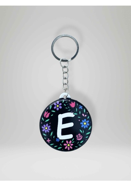 E Harf Kişiye Özel Harfli Çiçek Desenli Plastik Anahtarlık Şişe Açacağı Hem Şık Hem Kullanışlı Hediye Seçeneği