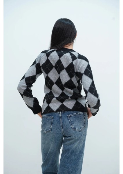 Baklava Desen Kazak fırsatları