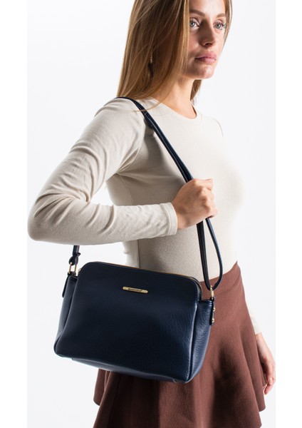 3 Bölmeli Ayarlanabilir Askılı Çapraz Çanta