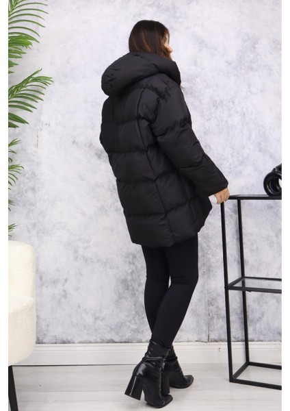 Kaside Manga Moda Oversize Kapüşonlu Şişme Mont M150 Siyah indirimleri