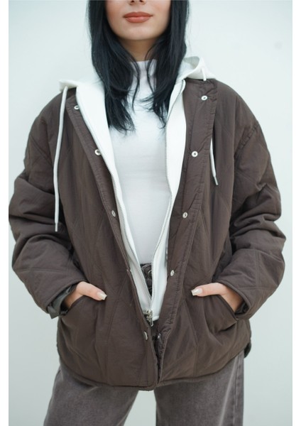 Kapşon Garni Detay Kapitone Mont fırsatları