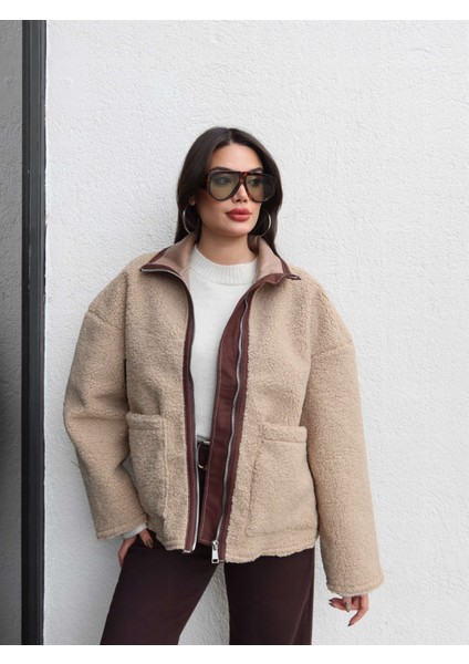 Dik Yaka Açık Cep Peluş Mont