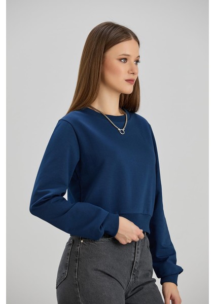 Kadın Bisiklet Yaka Iki Iplik Basic Indigo Crop Sweatshirt fiyatları