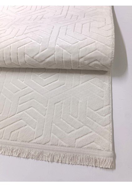 Armoni Saçaklı Kaymaz Tabanlı Kesme Kabartmalı Salon Koridor Mutfak Hali Beyaz Krem fiyatları