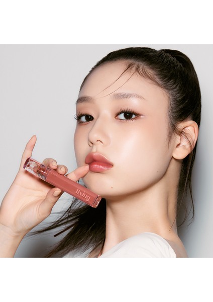 Glow Fixing Tint / Dudakları Parlatan ve Dolgunlaştıran, Uzun Süre Kalıcı Tint - 03 Dewy Fig modelleri