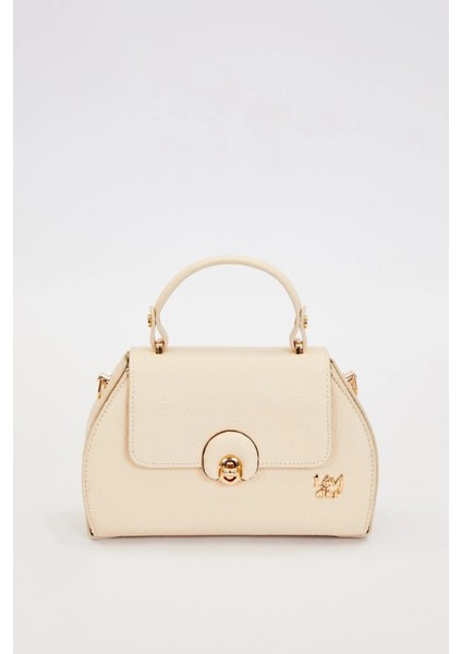 Krem Kutu Formlu El Çantası