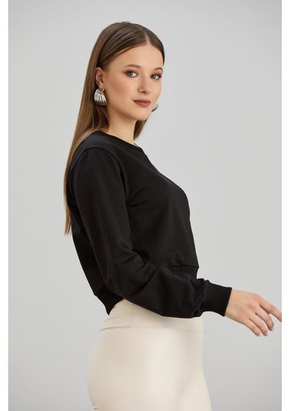 Kadın Bisiklet Yaka Iki Iplik Basic Siyah Crop Sweatshirt modelleri