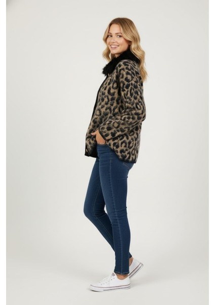 Kadın Leopar Desenli Siyah Yaka Detaylı Hırka M6744 Leopar modelleri