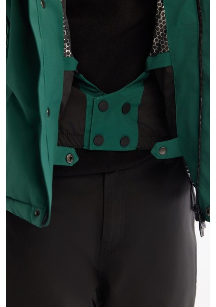 Erkek Yeşil Kapüşonlu Su İtici Rüzgar Geçirmez -20 Dereceye Dayanıklı Şişme Comfort Fit Kayak Montu A42Y6159