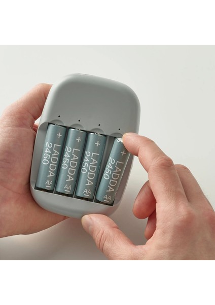 Ladda Şarj Edilebilir Pil Yeşil-Beyaz Hr6 Aa 1.2V 4 Adet Pil Kapasitesi: 2450 Mah fiyatları