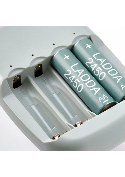 Ladda Şarj Edilebilir Pil Yeşil-Beyaz Hr6 Aa 1.2V 4 Adet Pil Kapasitesi: 2450 Mah